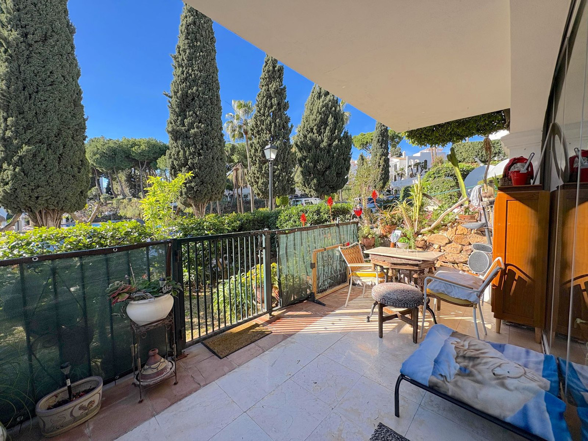 1 Bedroom Apartment for Sale in Marbella — 2
