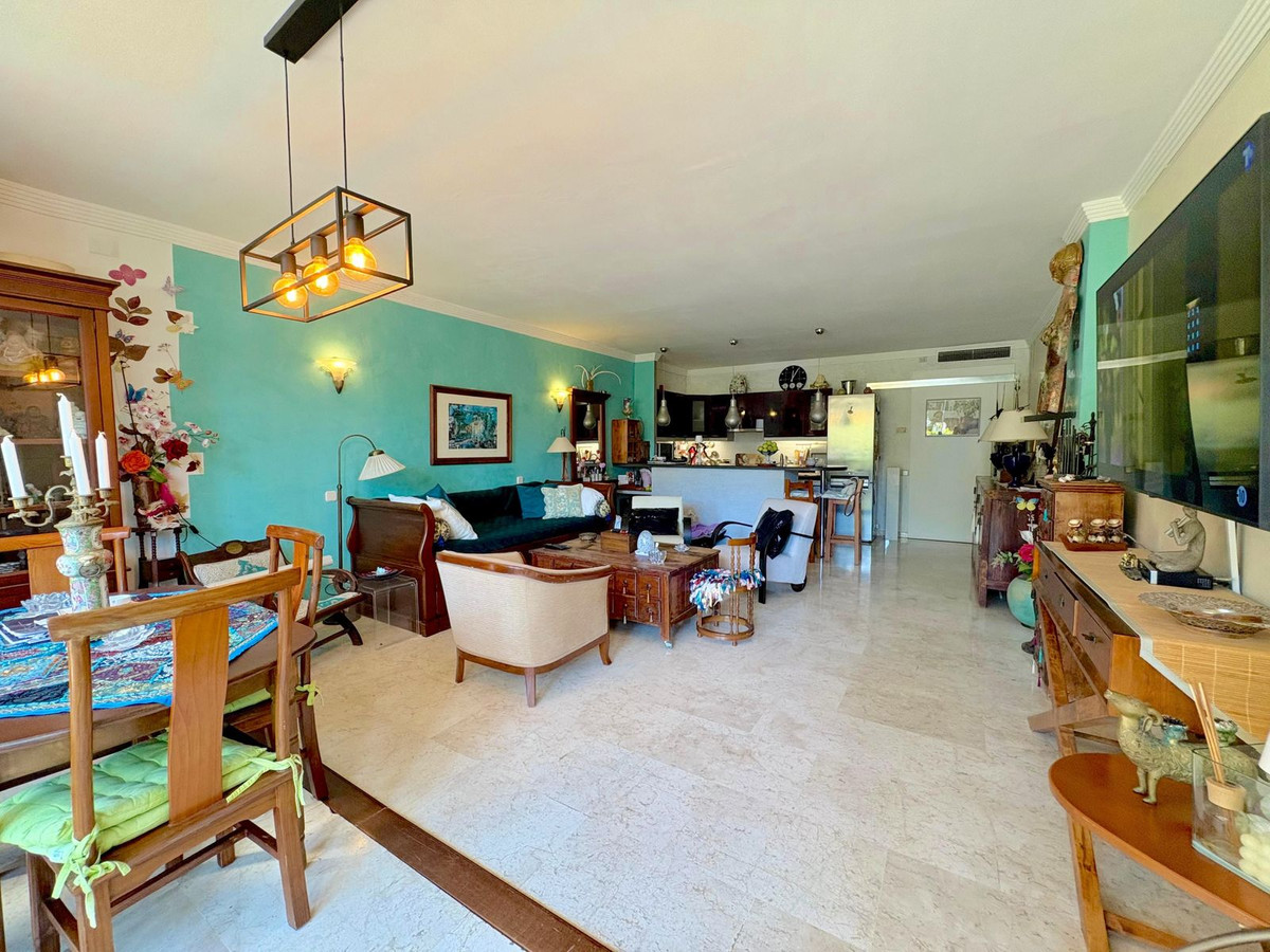 1 Bedroom Apartment for Sale in Marbella — 4