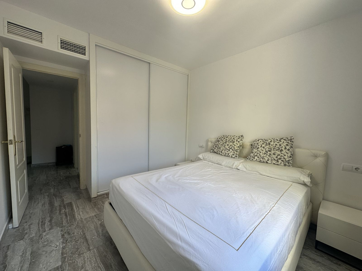 1 Bedroom Apartment for Sale in The Golden Mile — 5