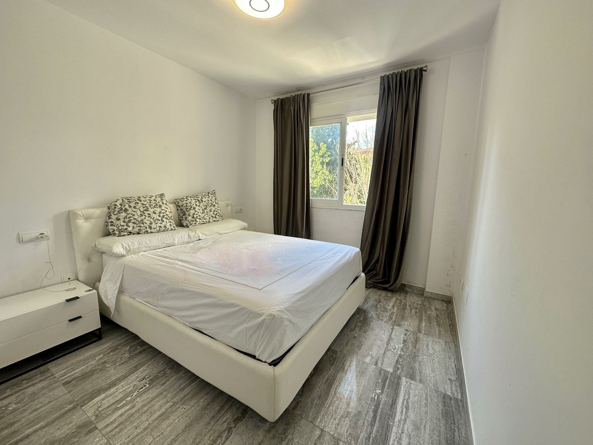 1 Bedroom Apartment for Sale in The Golden Mile — 6