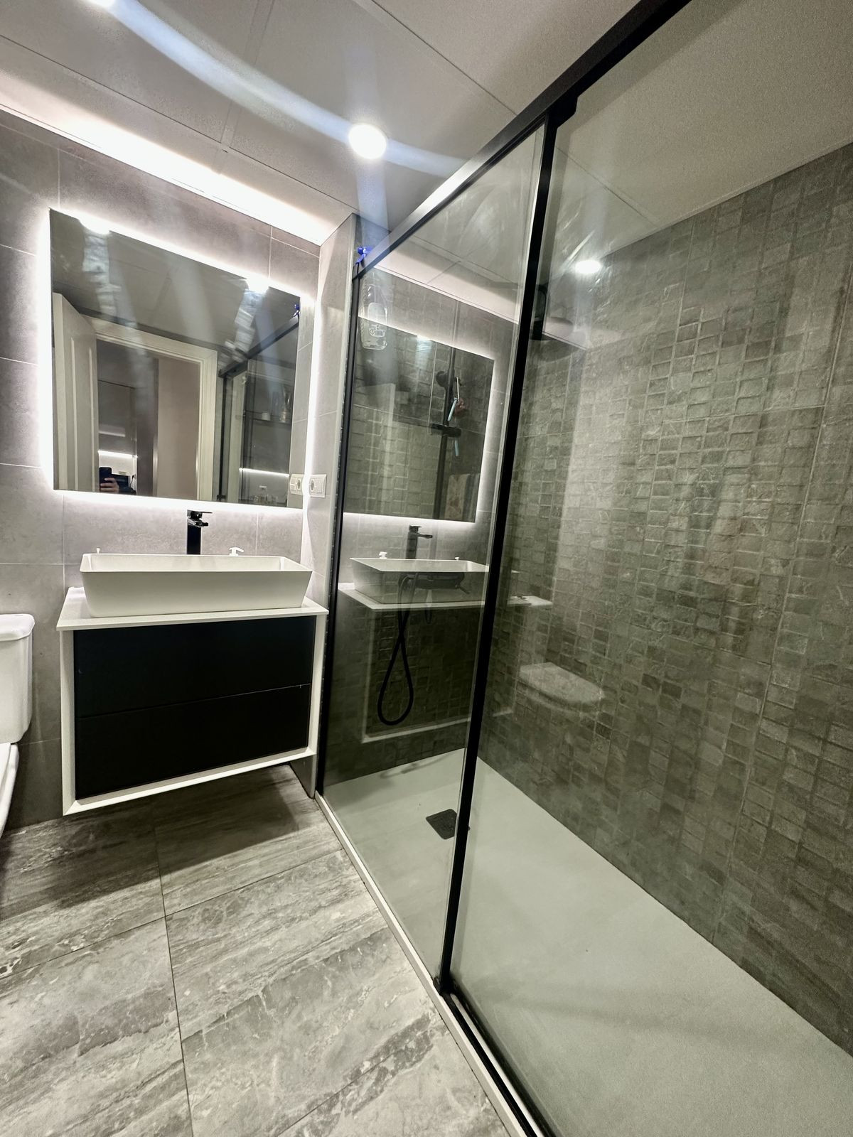 1 Bedroom Apartment for Sale in The Golden Mile — 7