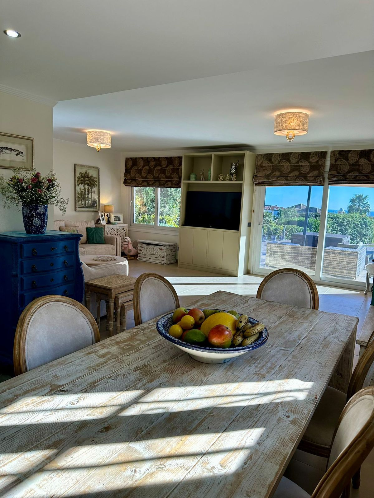 6 Bedroom Villa for Sale in Estepona — 9