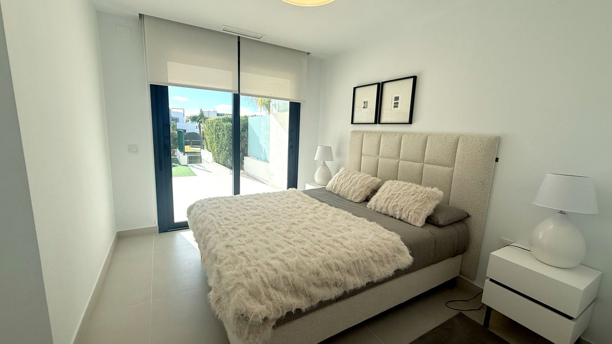 2 Bedroom Apartment for Sale in Cancelada — 4