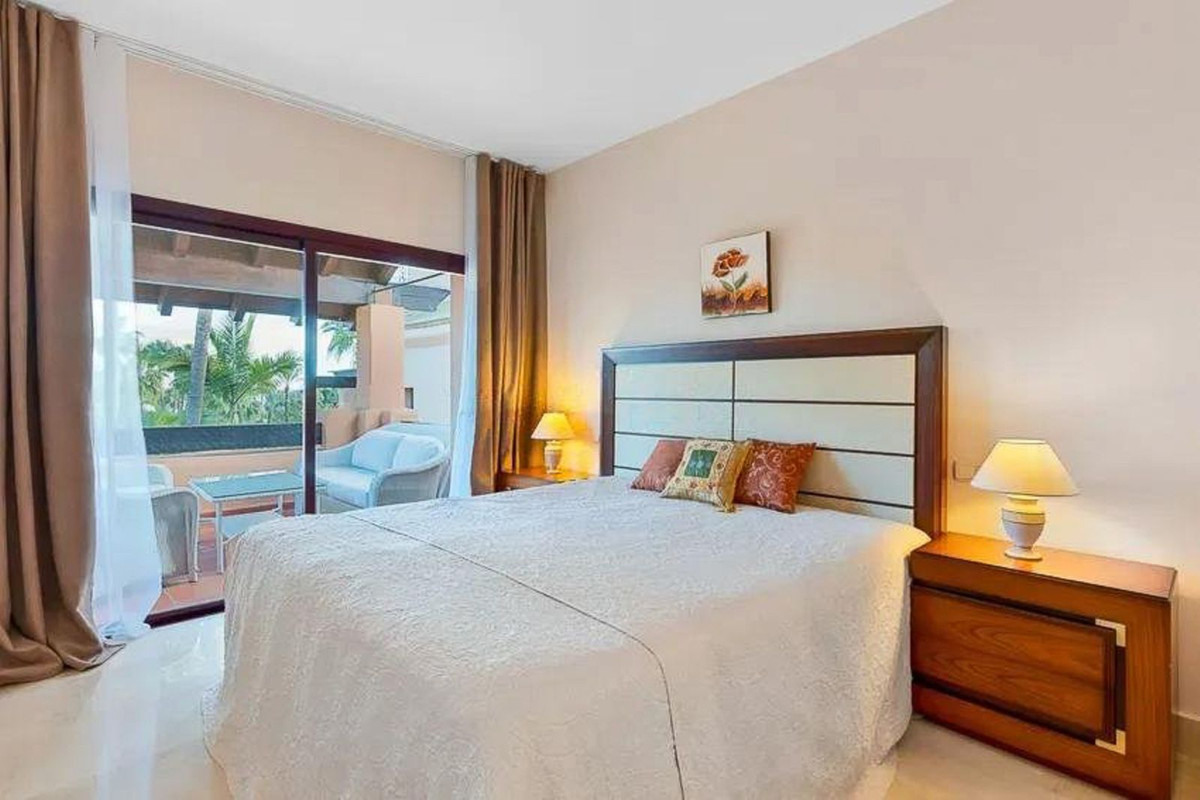 2 Bedroom Apartment for Sale in San Pedro de Alcántara — 8