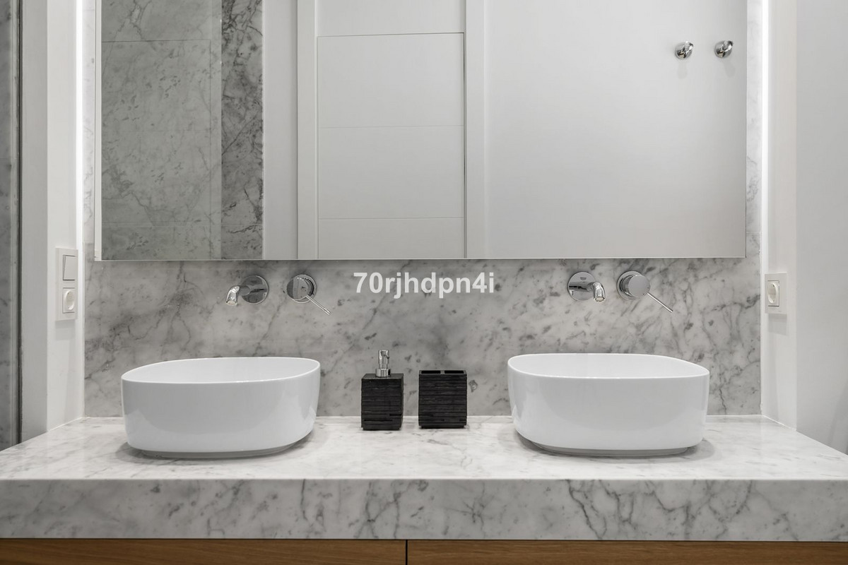 5 Bedroom Villa for Sale in Marbella — 4