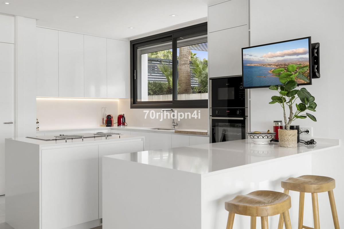 5 Bedroom Villa for Sale in Marbella — 7