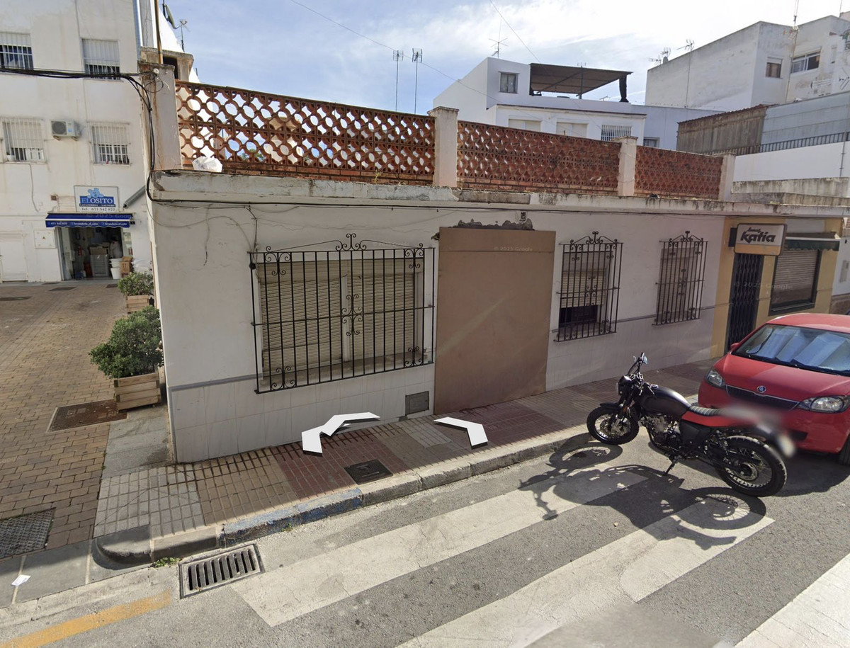 Plot for Sale in San Pedro de Alcántara — 4