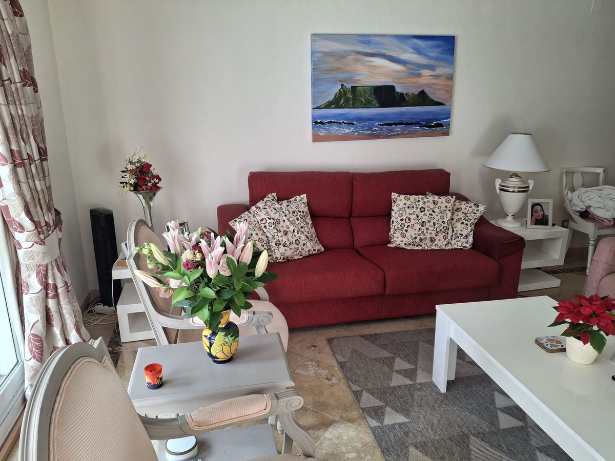 2 Bedroom Villa for Sale in Atalaya — 9