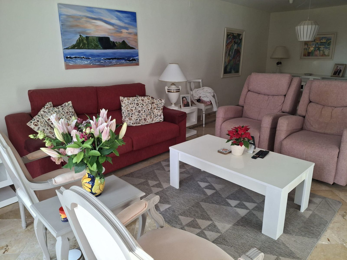 2 Bedroom Villa for Sale in Atalaya — view 10