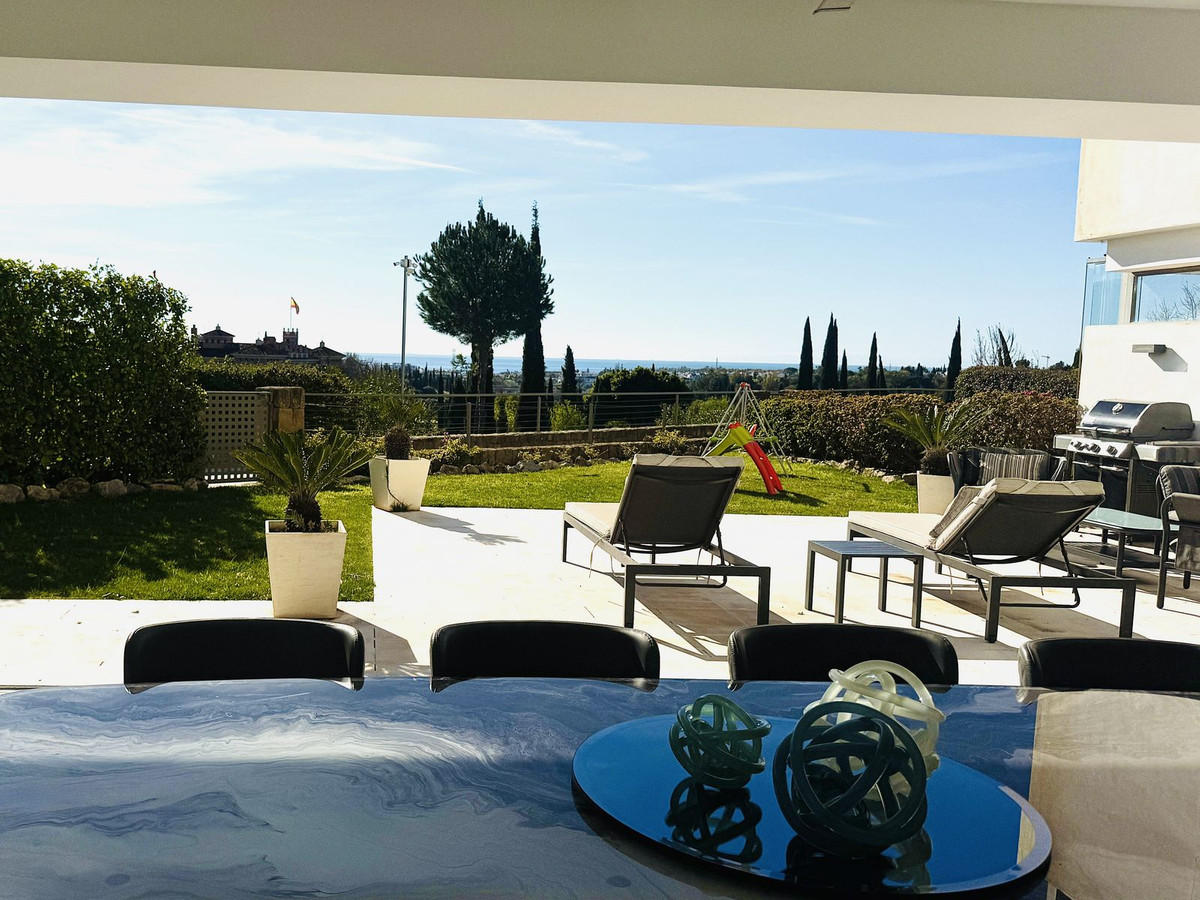 4 Bedroom Apartment for Sale in Los Flamingos — 4