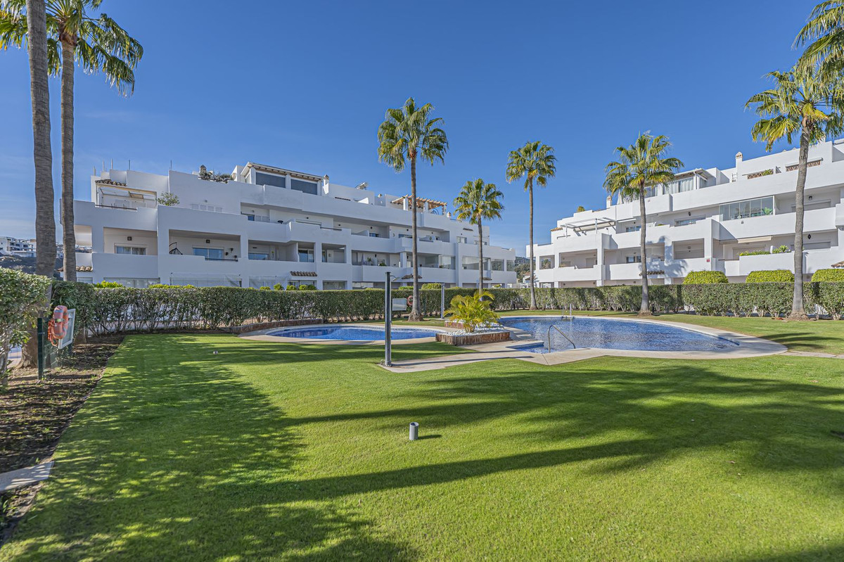 4 Bedroom Apartment for Sale in Selwo