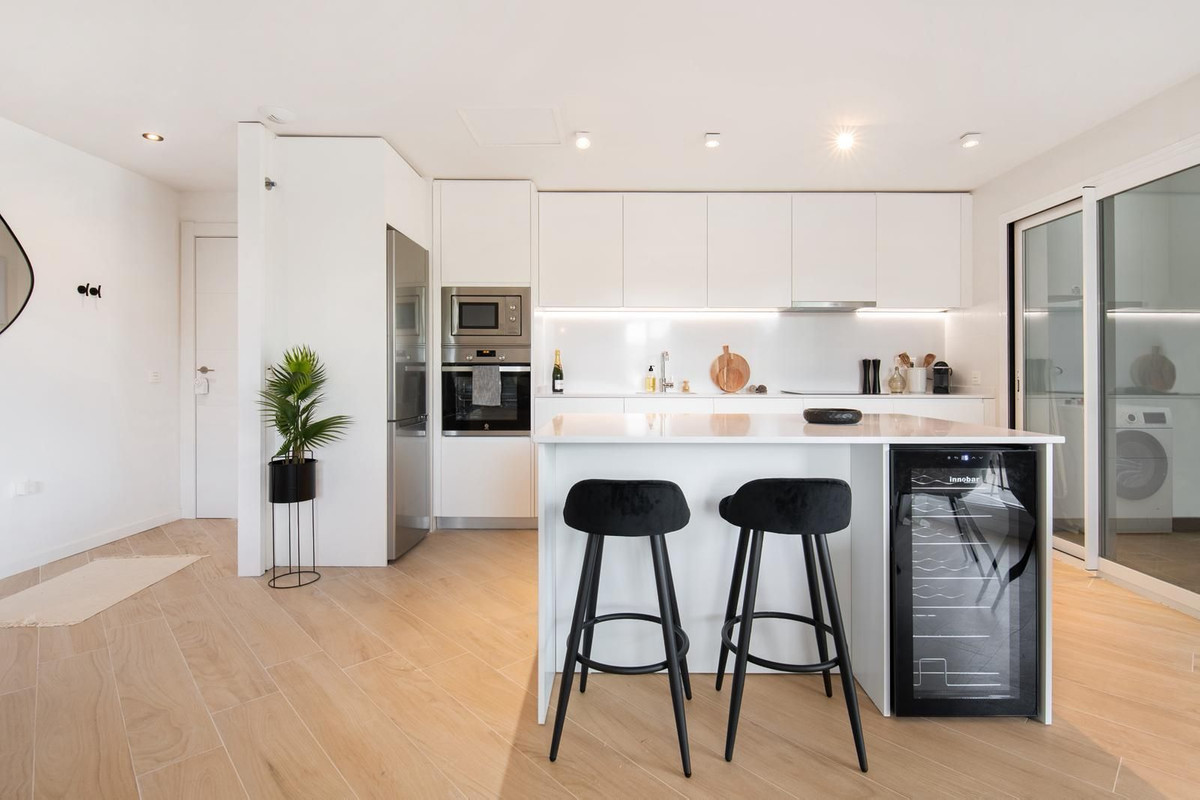 2 Bedroom Apartment for Sale in La Campana — 2
