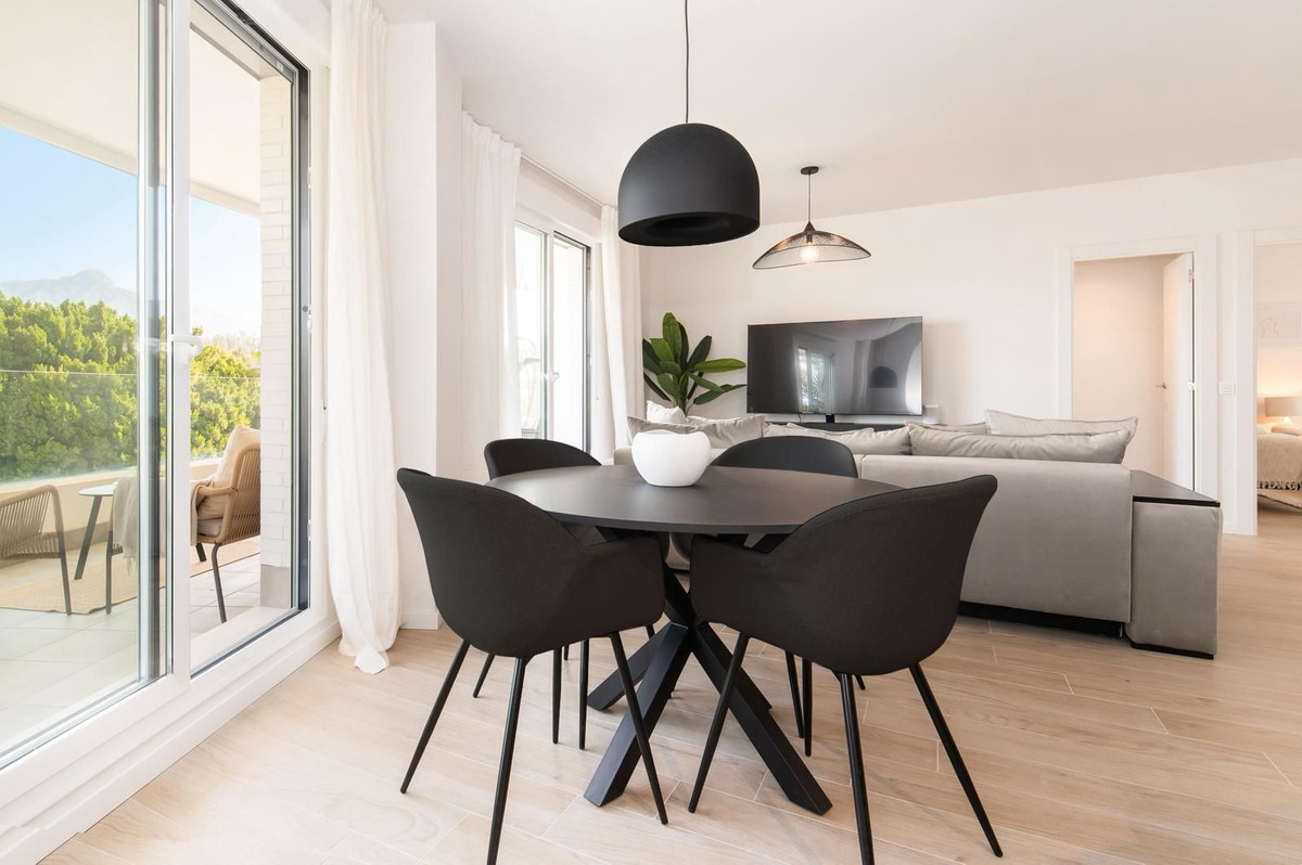 2 Bedroom Apartment for Sale in La Campana — 5