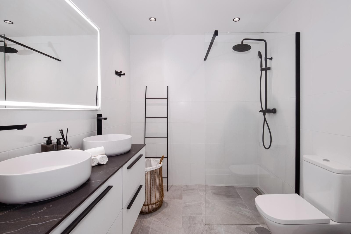 2 Bedroom Apartment for Sale in La Campana — 7