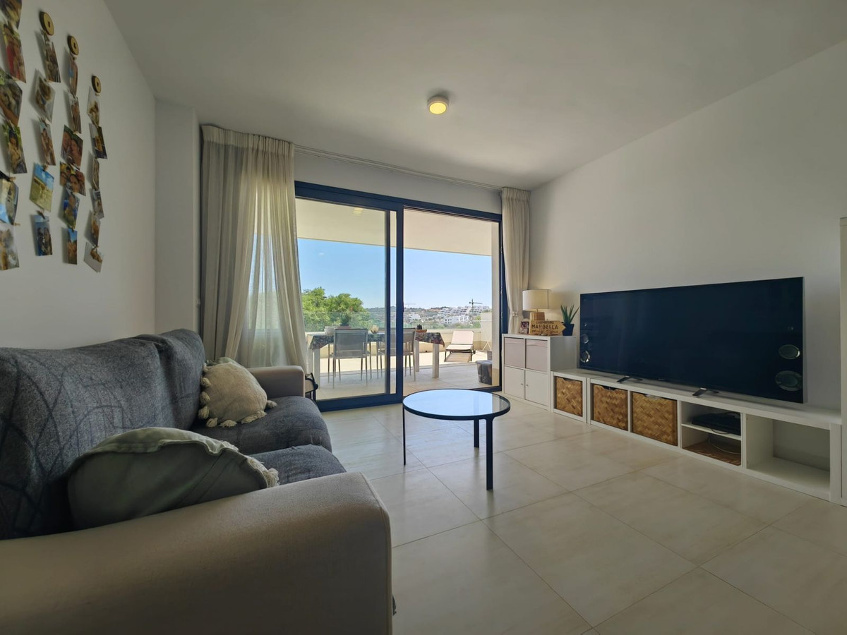3 Bedroom Apartment for Sale in Estepona — 4