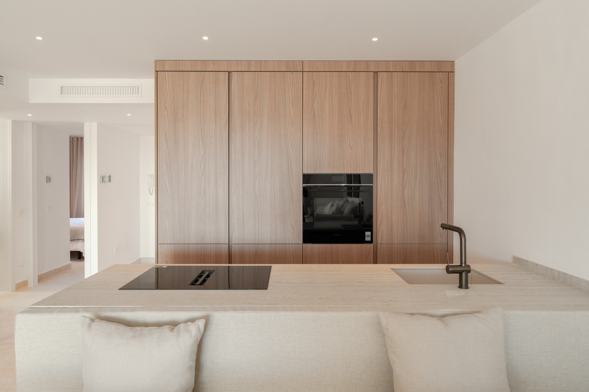 3 Bedroom Apartment for Sale in Nueva Andalucía — view 14