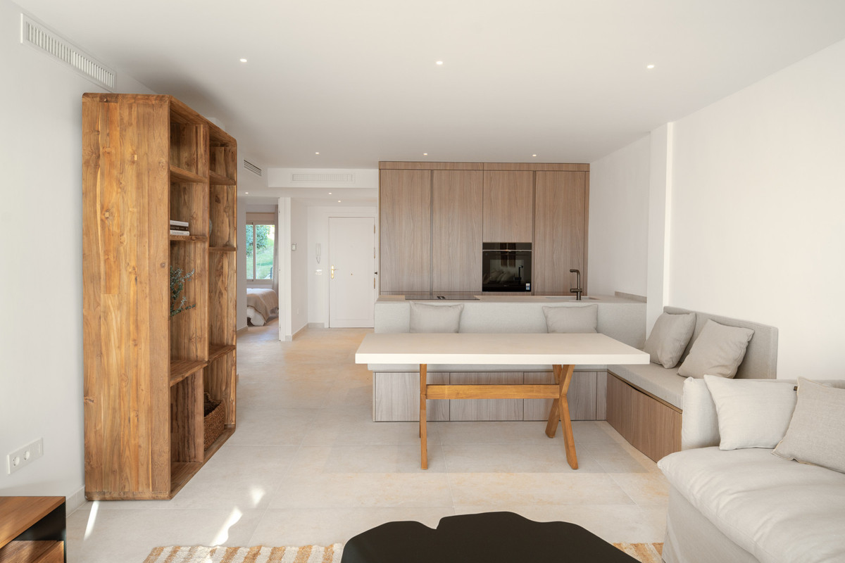 3 Bedroom Apartment for Sale in Nueva Andalucía — view 19