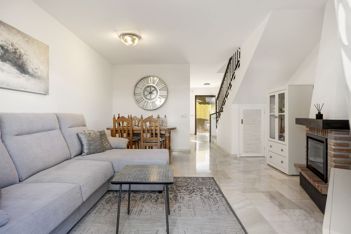 2 Bedroom Villa for Sale in Bel Air — 8