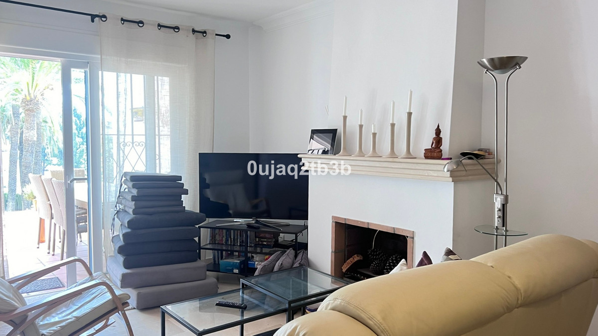 4 Bedroom Apartment for Sale in Nueva Andalucía — 3