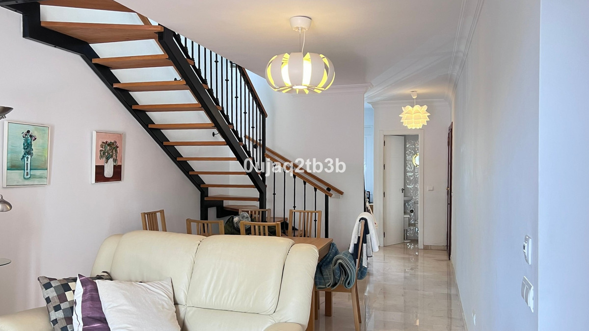 4 Bedroom Apartment for Sale in Nueva Andalucía — 5