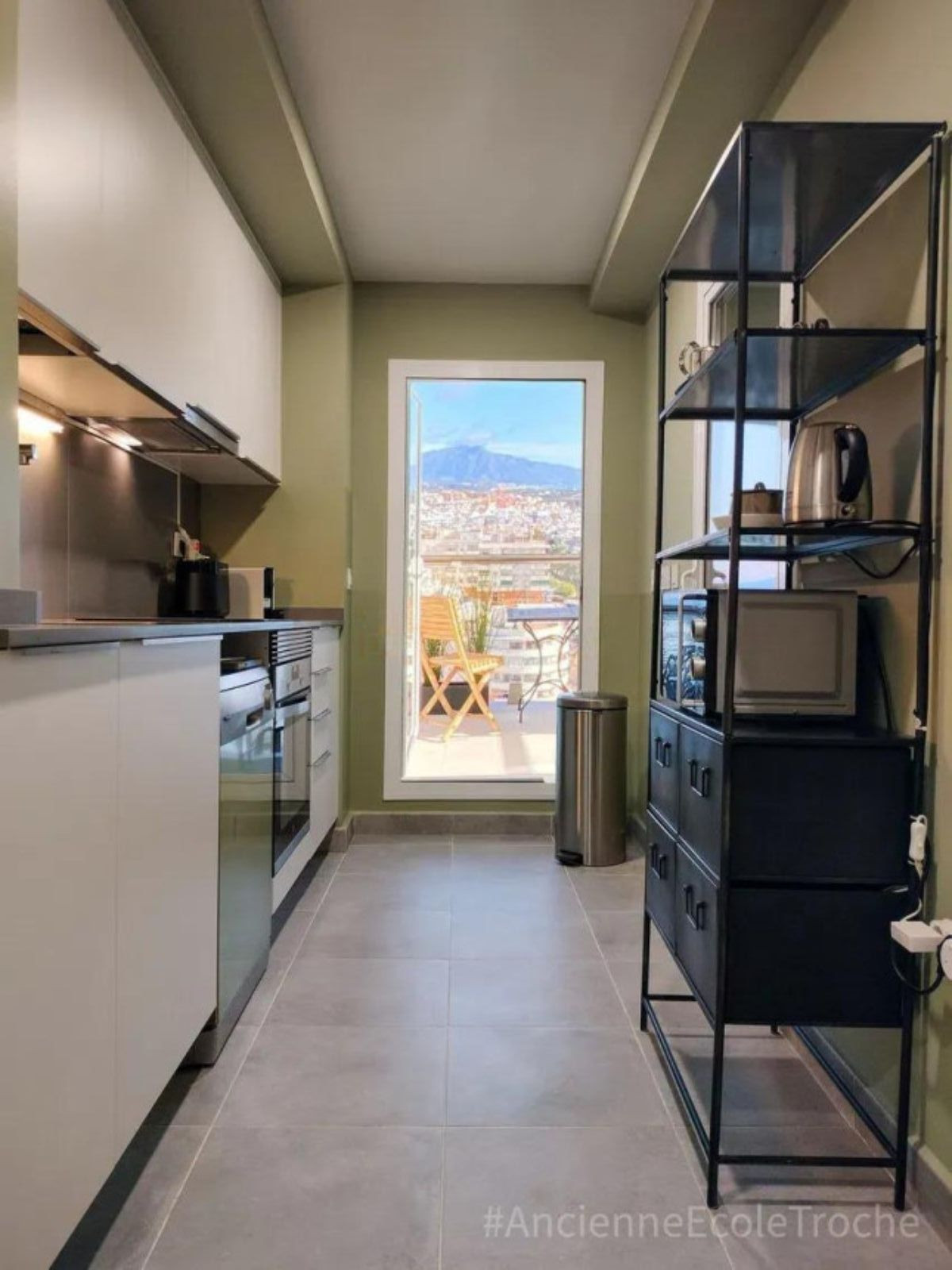 3 Bedroom Apartment for Sale in Estepona — 6