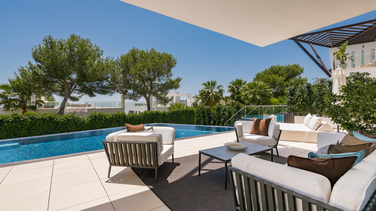 4 Bedroom Villa for Sale in Sierra Blanca — 3