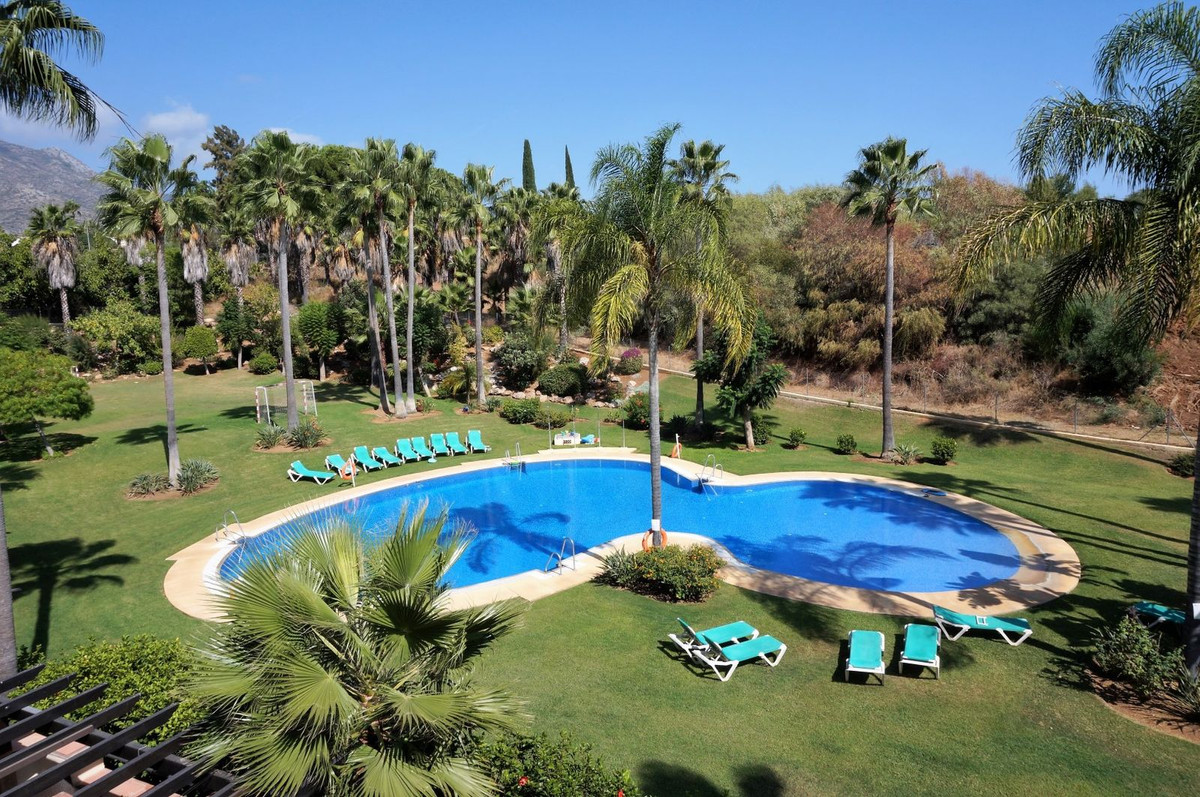 3 Bedroom Apartment for Sale in The Golden Mile