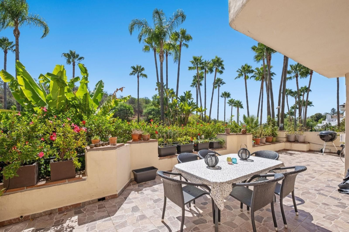 3 Bedroom Apartment for Sale in The Golden Mile — 3
