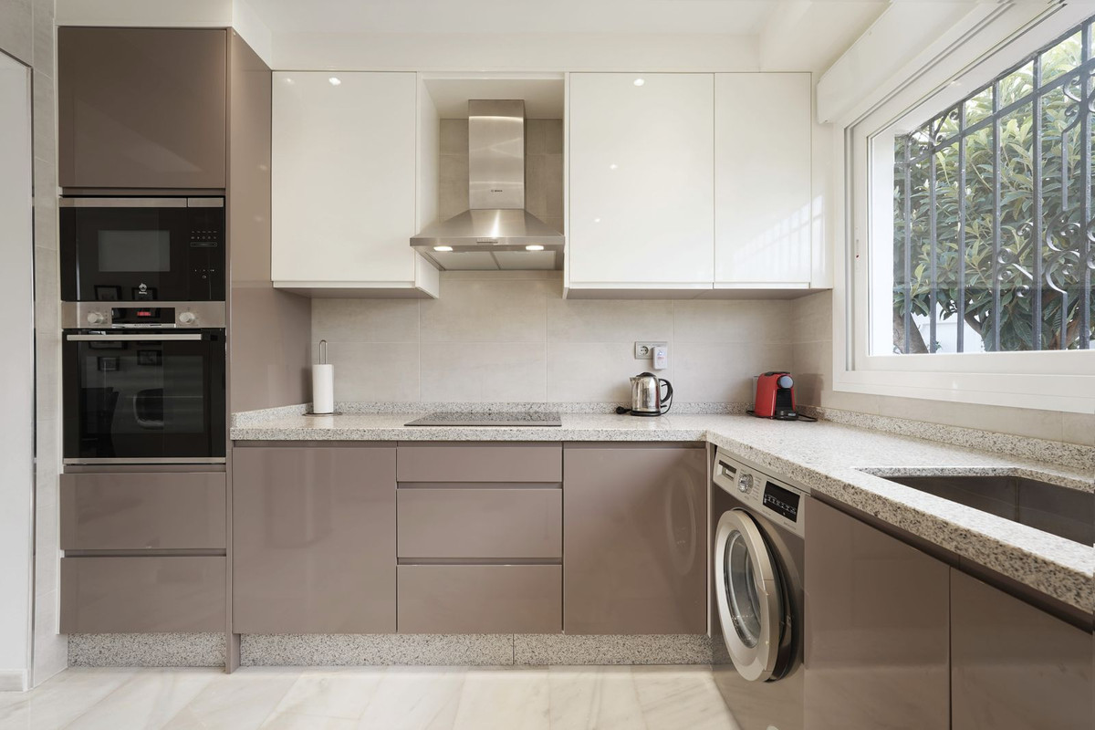 2 Bedroom Apartment for Sale in El Paraiso — 5