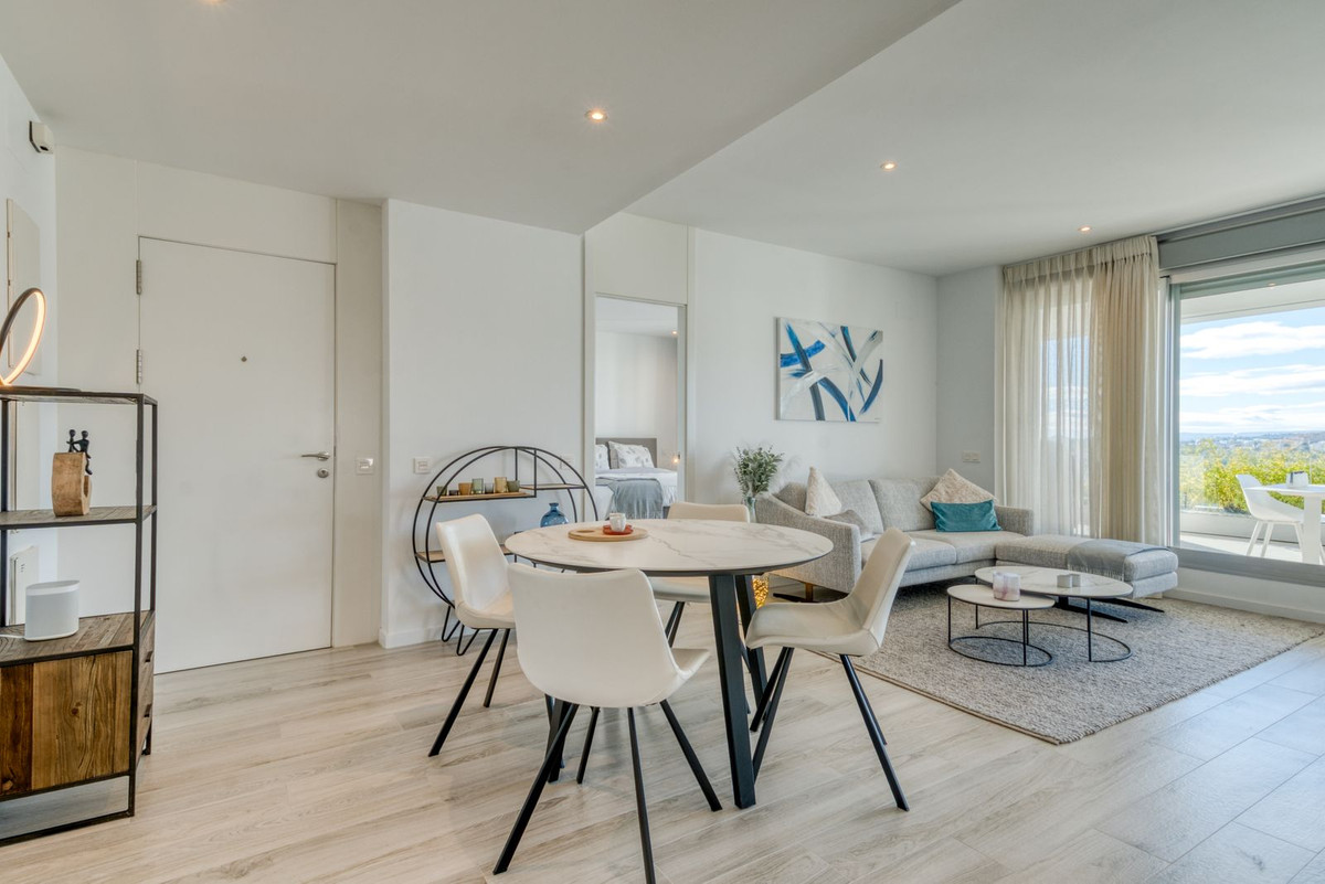 3 Bedroom Apartment for Sale in Estepona — 5