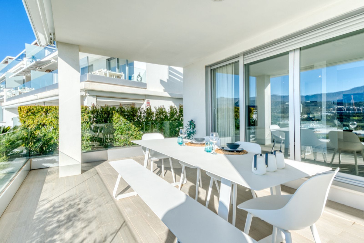 3 Bedroom Apartment for Sale in Estepona — 6