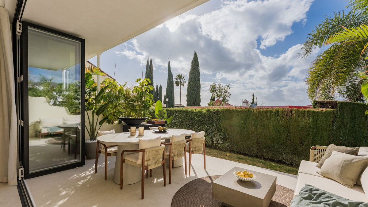 3 Bedroom Villa for Sale in Nueva Andalucía — 8