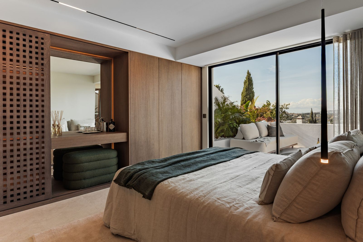 3 Bedroom Villa for Sale in Nueva Andalucía — view 10