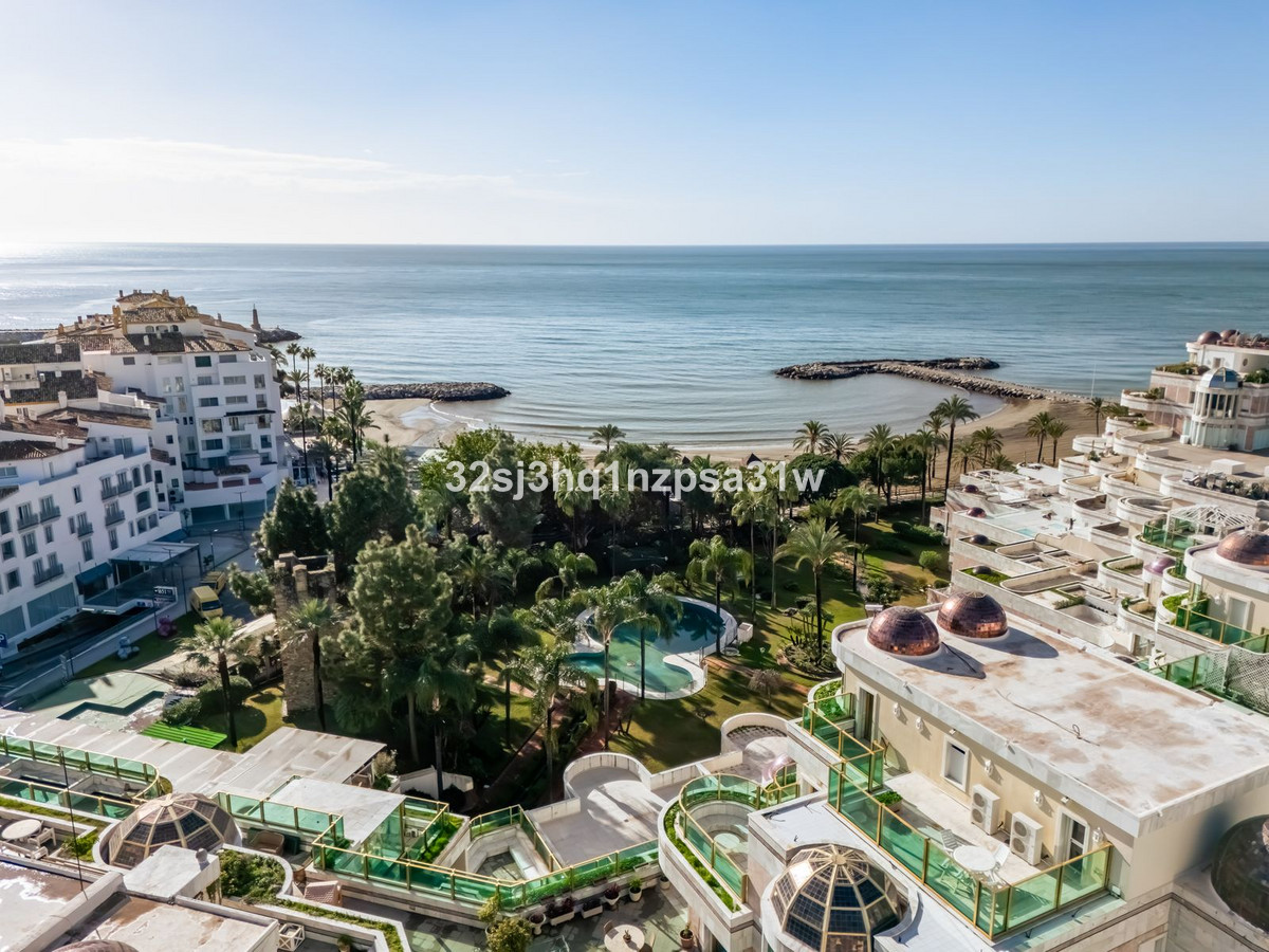 3 Bedroom Apartment for Sale in Marbella