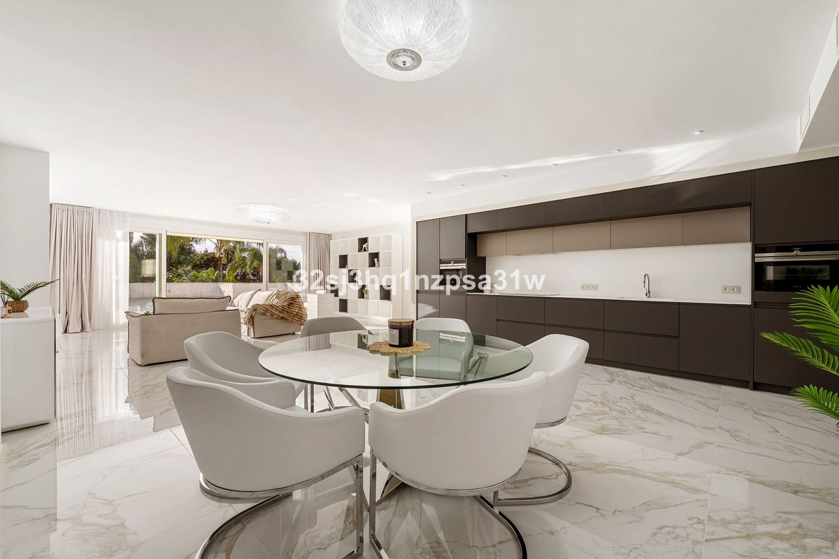 3 Bedroom Apartment for Sale in Marbella — 5