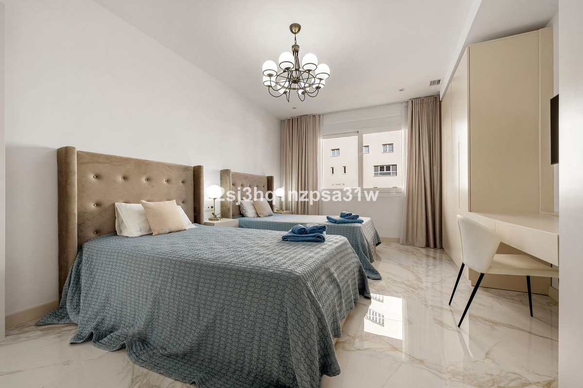 3 Bedroom Apartment for Sale in Marbella — 8