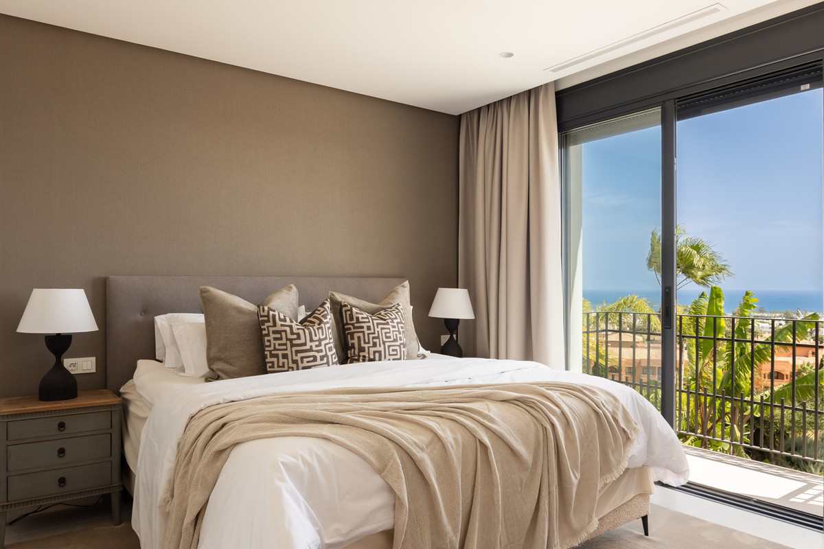 4 Bedroom Villa for Sale in Los Flamingos — view 18