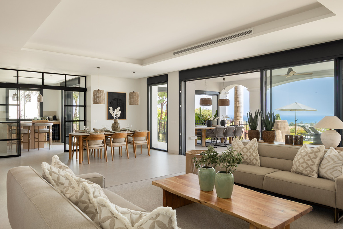 4 Bedroom Villa for Sale in Los Flamingos — view 7