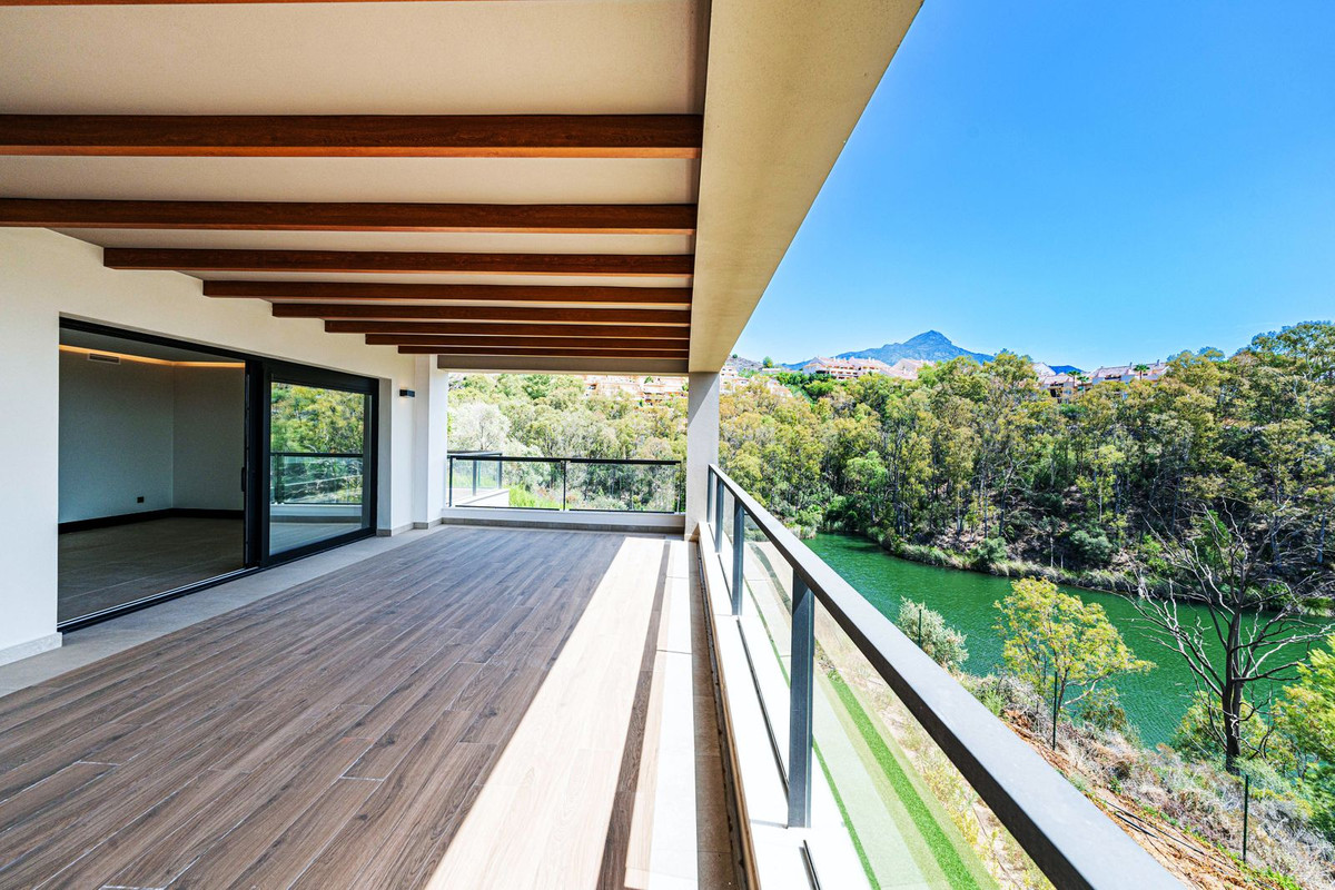 3 Bedroom Apartment for Sale in Nueva Andalucía