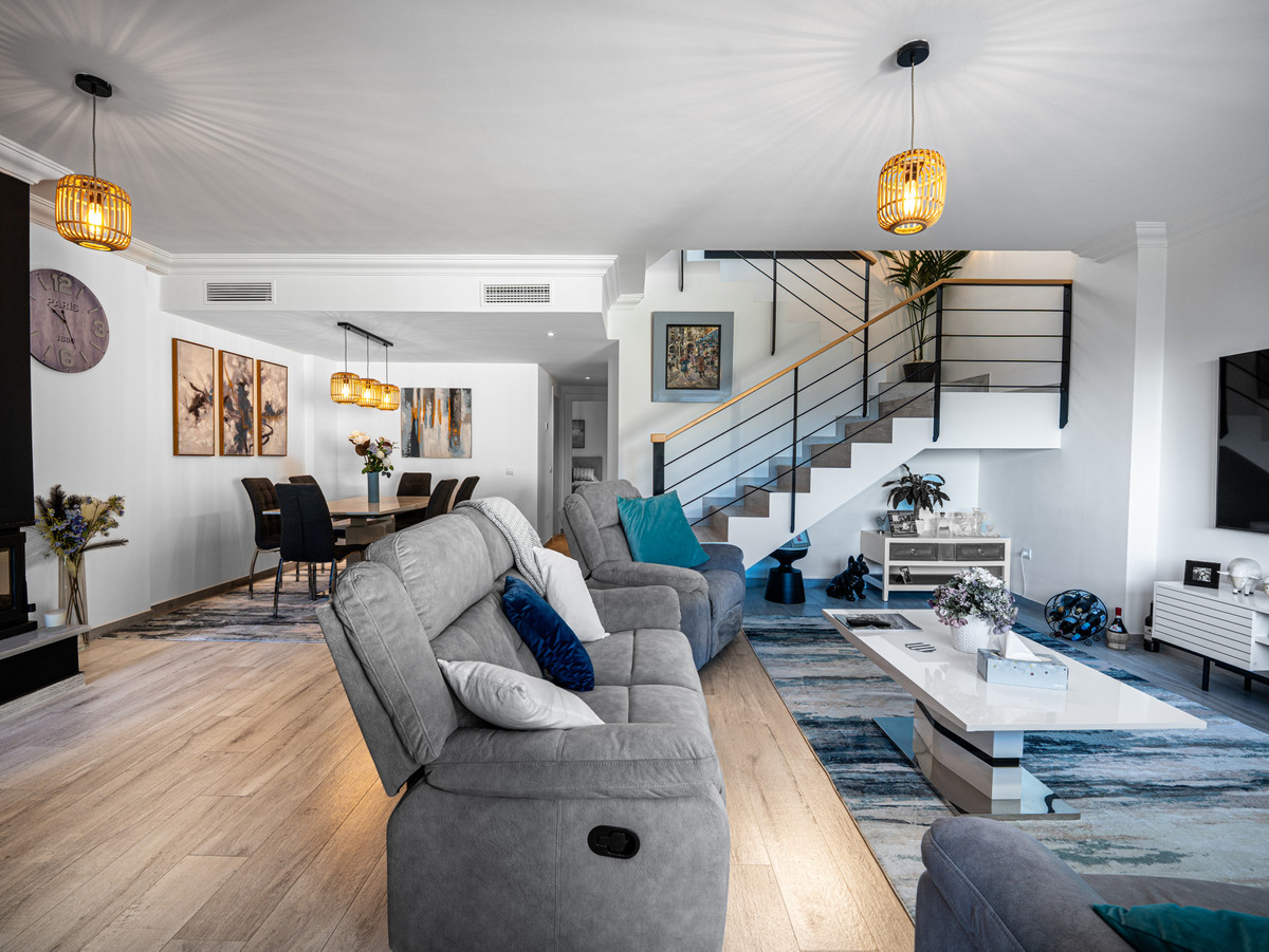 3 Bedroom Villa for Sale in Marbella — view 12
