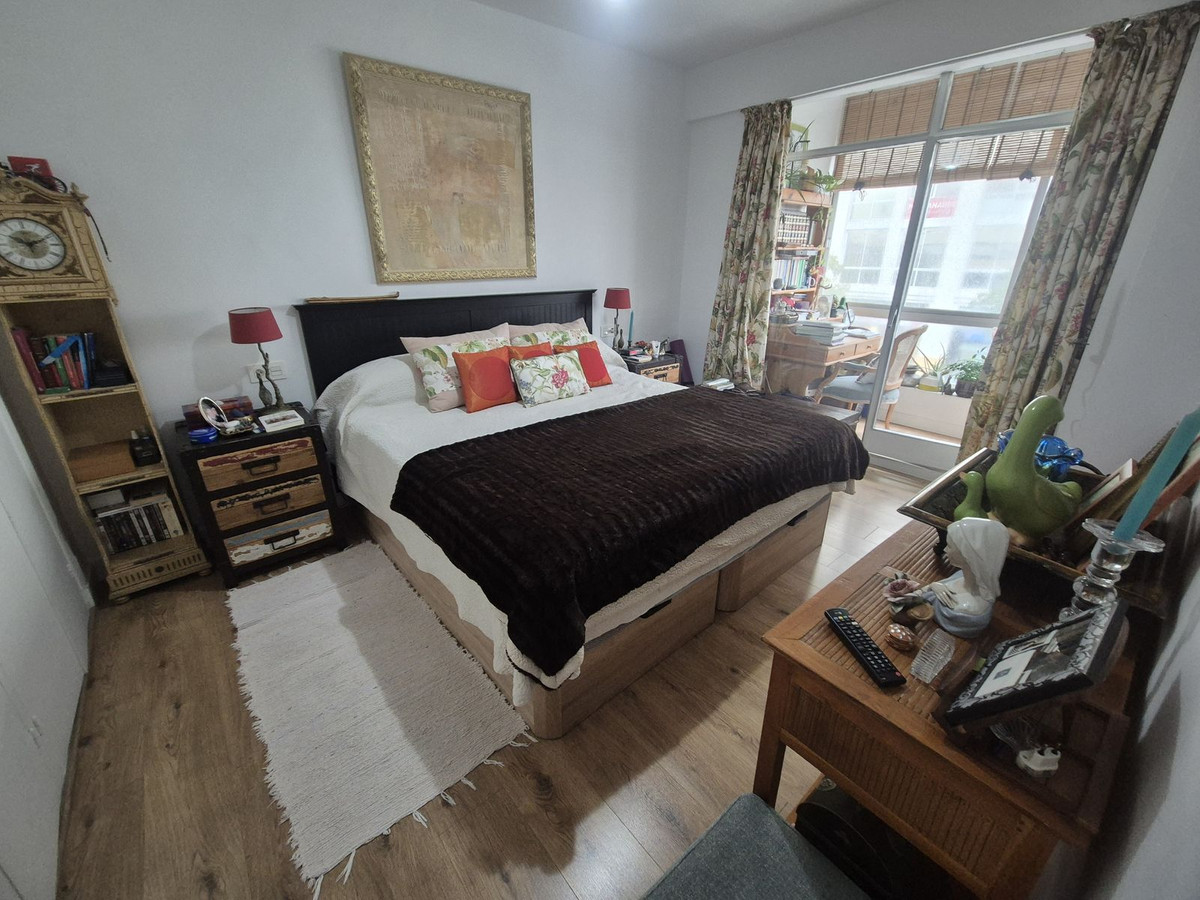 2 Bedroom Apartment for Sale in Marbella — 2
