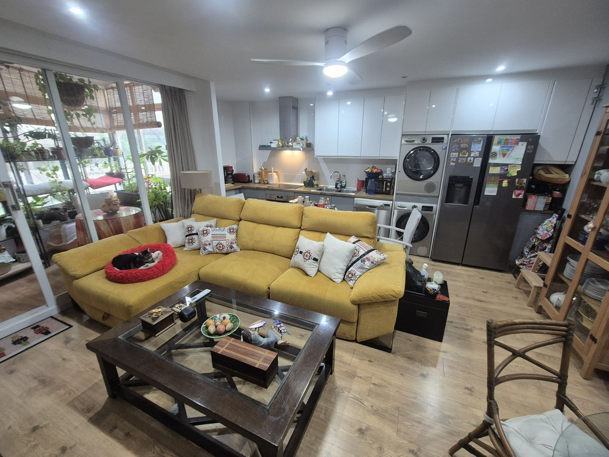 2 Bedroom Apartment for Sale in Marbella — view 10