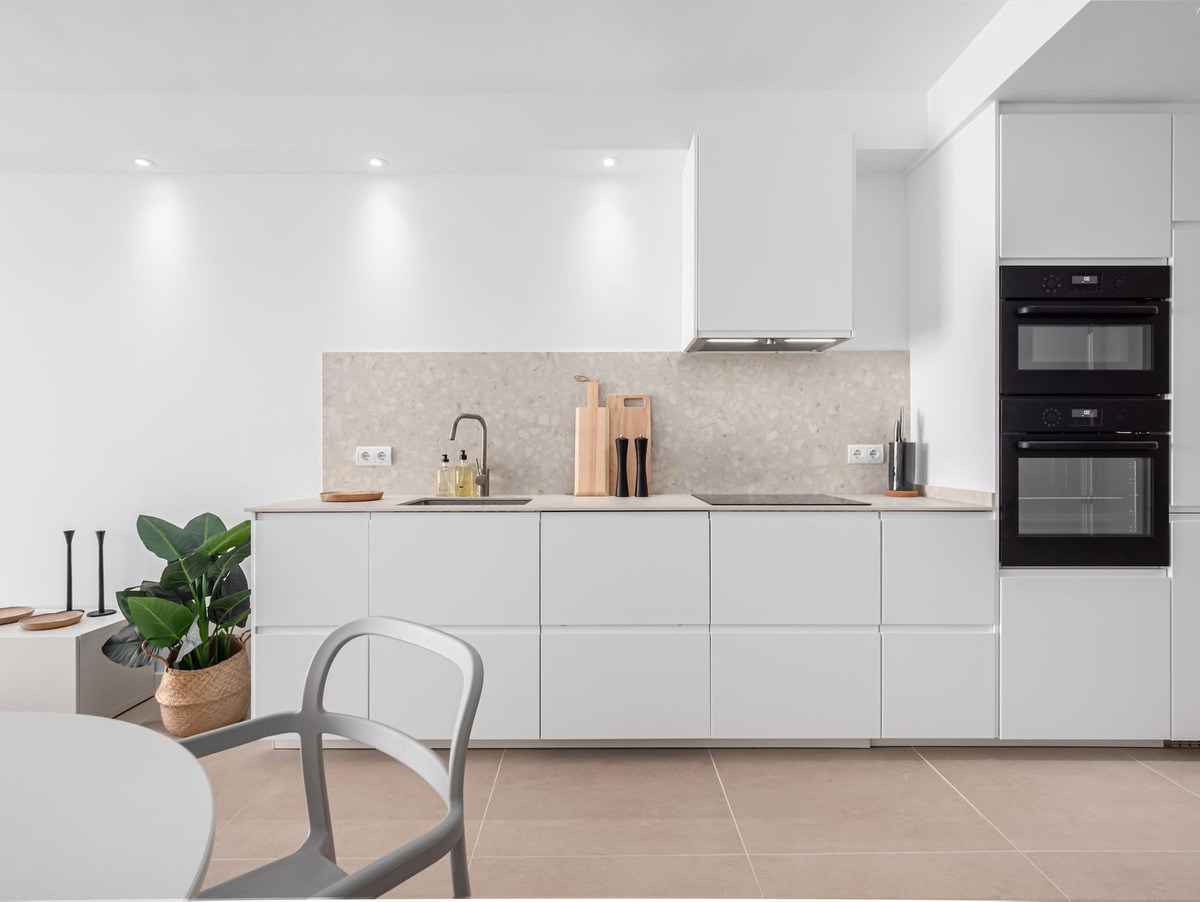 2 Bedroom Apartment for Sale in Nueva Andalucía — 4