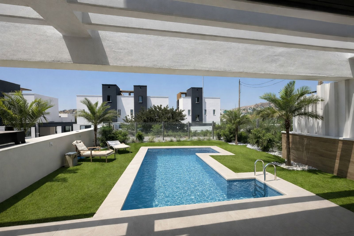 4 Bedroom Villa for Sale in Atalaya — 2