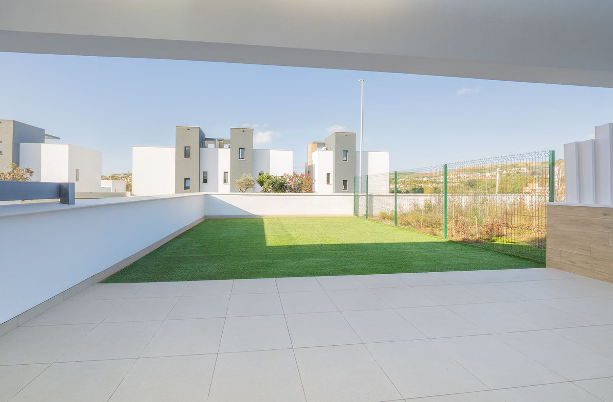 4 Bedroom Villa for Sale in Atalaya — 4