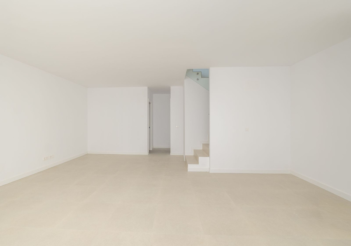 4 Bedroom Villa for Sale in Atalaya — view 10