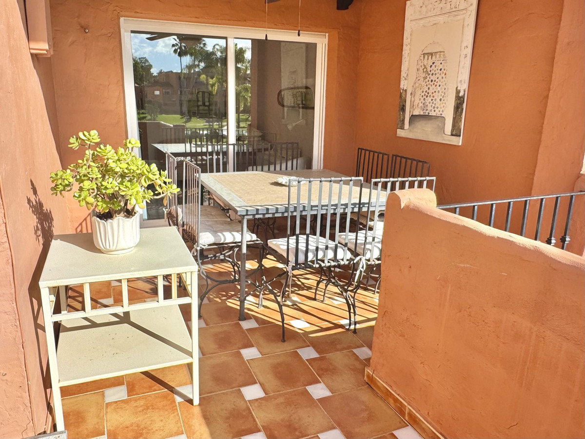 4 Bedroom Apartment for Sale in Guadalmina Baja — 5