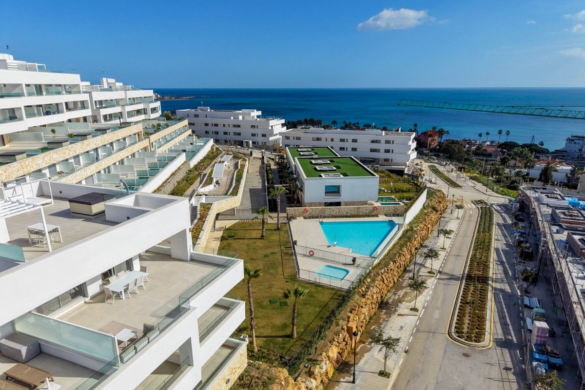 3 Bedroom Apartment for Sale in Estepona — 4