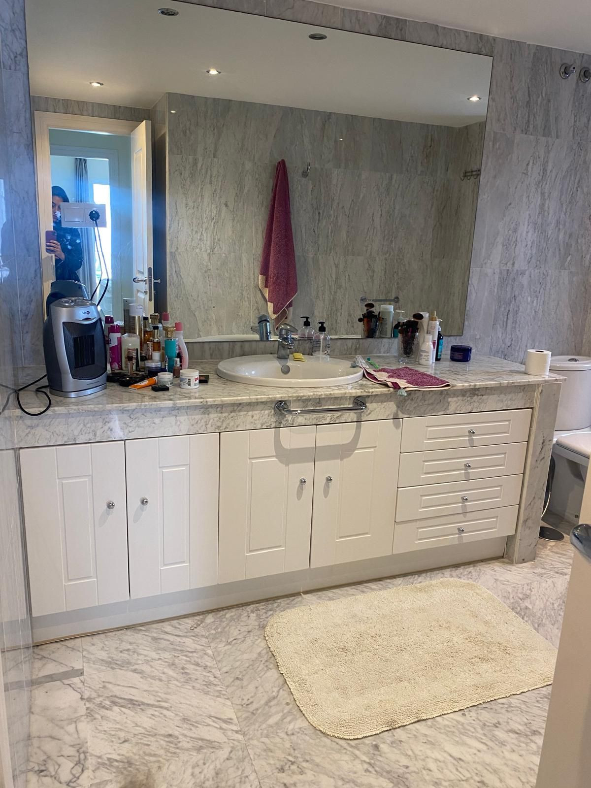 2 Bedroom Apartment for Sale in Puerto Banús — 9
