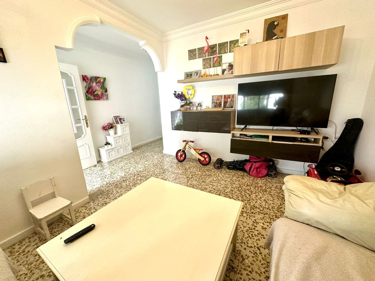 2 Bedroom Apartment for Sale in Estepona — 3